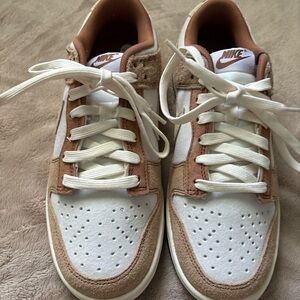 Nike Dunk Low Medium Curry